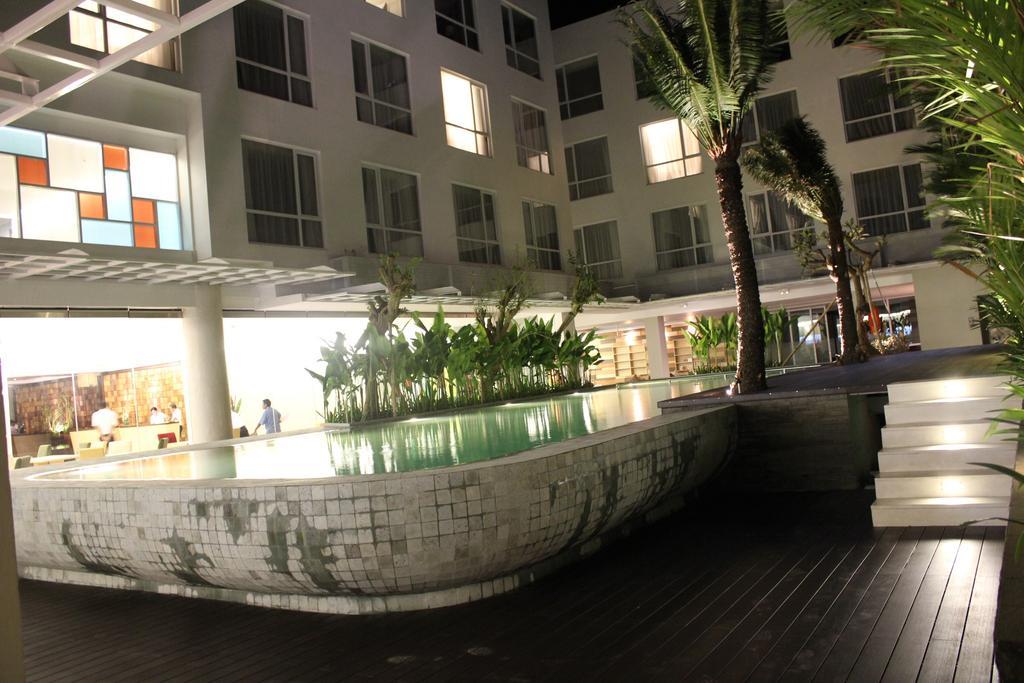 Harvestland Hotel Bali クタ エクステリア 写真